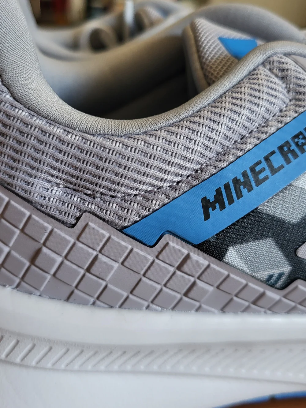 adidas kids sneaker